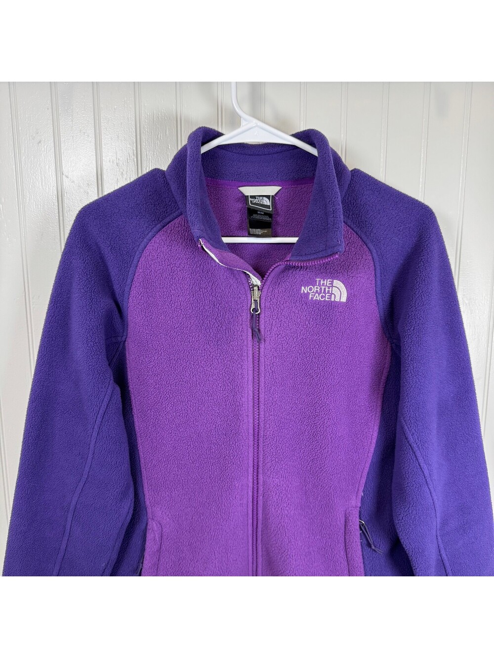 The North Face Women's Full Zip Medium Purple Fleece Logo Jacket
